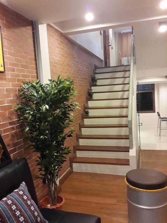 ให้เช่าทาวน์โฮมเล่นระดับ-3-ชั้น-พื้นที่ใช้สอย-250-ตรม-เหมาะทำ-home-office-หรือ-พักอยู่อาศัย