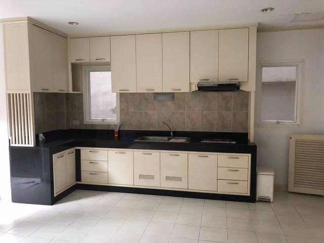 ให้เช่าทาวน์เฮ้าส์-3-ชั้น-เหมาะสำหรับพักอาศัยหรือทำออฟฟิต-เนื้อที่-32-ตรว-ถนนสาธุประดิษฐ์-15