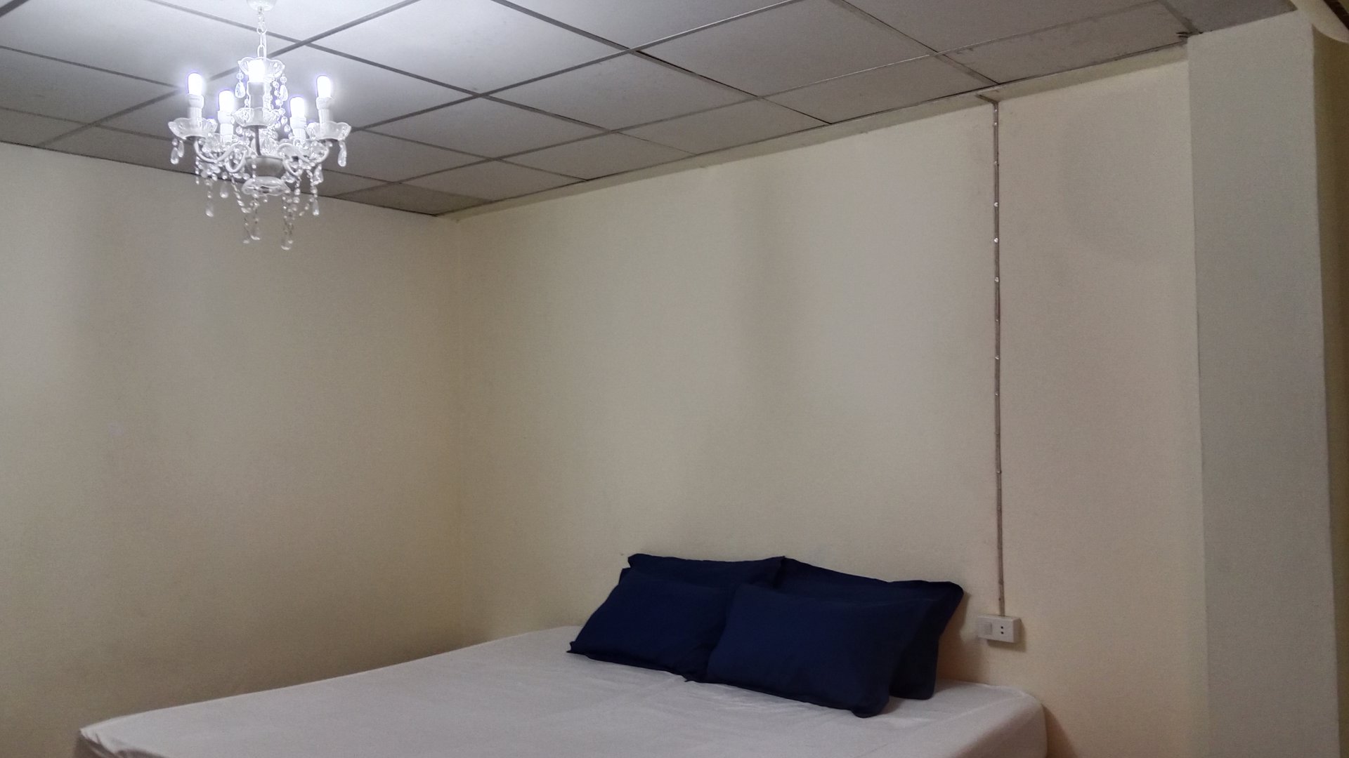 ทาวน์โฮม4นอน2น้ำใกล้รถไฟฟ้า5นาทีพร้อมเฟอร์นิเจอร์ทั้งหมด-ป้ายรถเมล์อยู่ปากซอย-อยู่ตรงข้ามfoodland