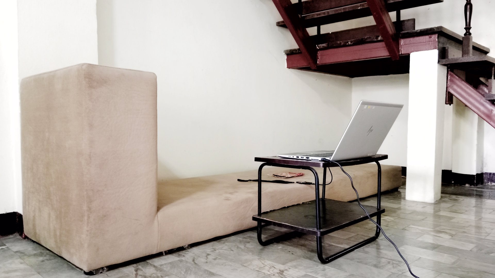 ทาวน์โฮม4นอน2น้ำใกล้รถไฟฟ้า5นาทีพร้อมเฟอร์นิเจอร์ทั้งหมด-ป้ายรถเมล์อยู่ปากซอย-อยู่ตรงข้ามfoodland