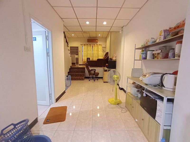 ทาวน์เฮาส์-2-ชั้น-ทำเลพระราม5