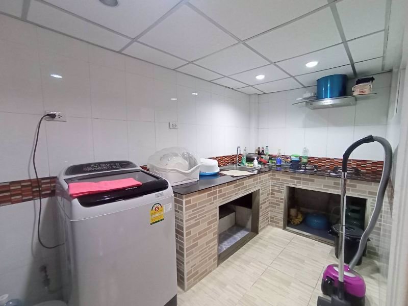 ทาวน์เฮาส์-2-ชั้น-ทำเลพระราม5