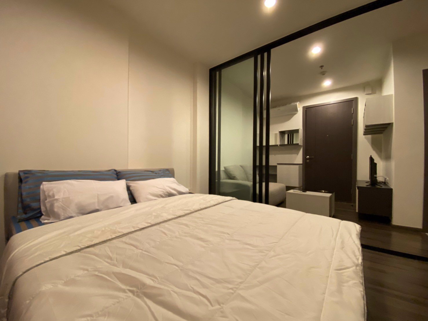 the-base-park-west-sukhumvit-77-ให้เช่า-11000-1ห้องนอน-ว่าง-1-ธันวาคม-ชั้น-24-คอนโดใกล้-bts