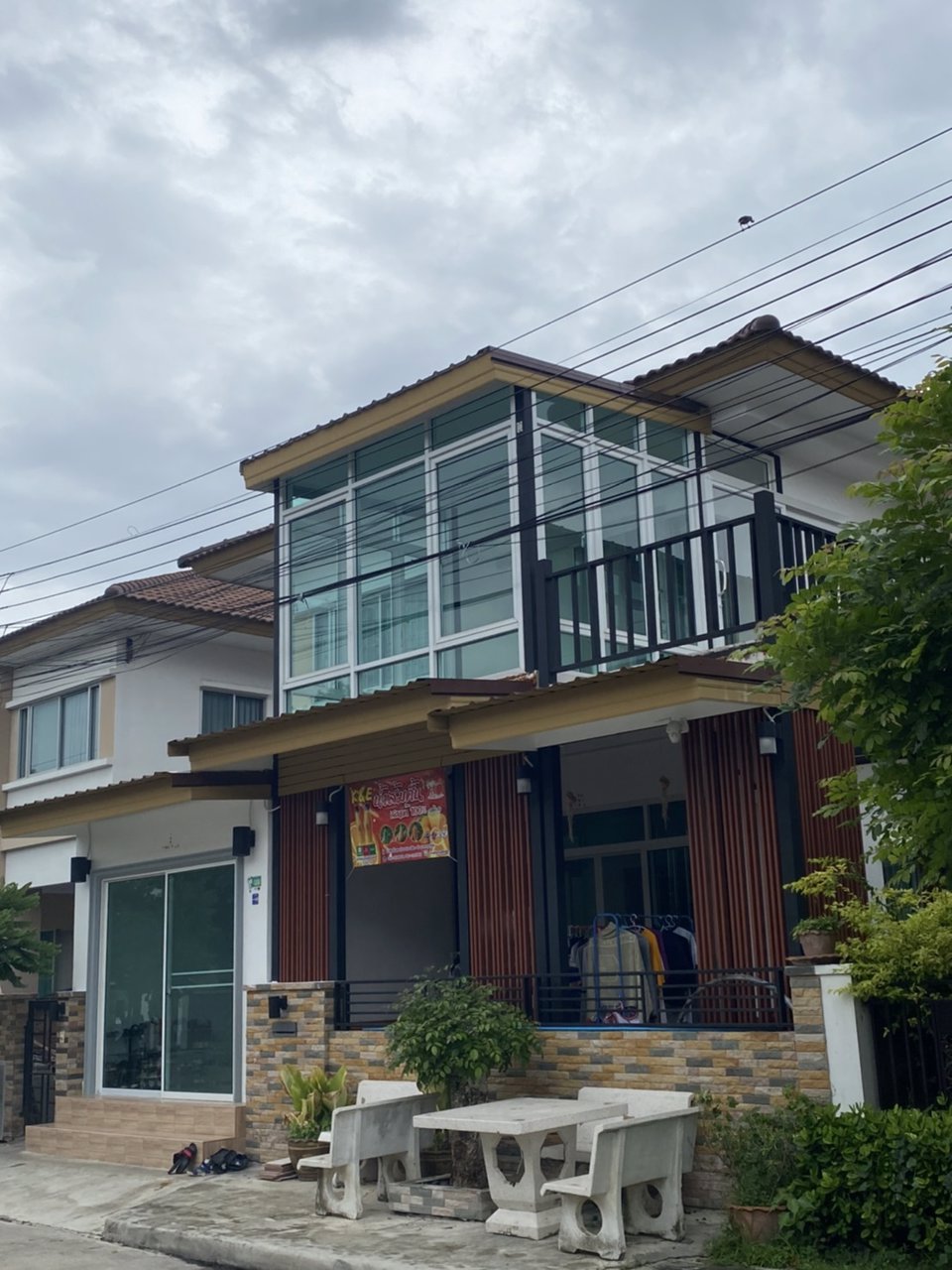 ขายบ้านแฝด-เอโทล-มัลดีฟส์-บีช-ศรีนครินทร์-วงแหวน-ถนนหนามแดง-บางพลี-ต่อเติมเต็มพื้นที่