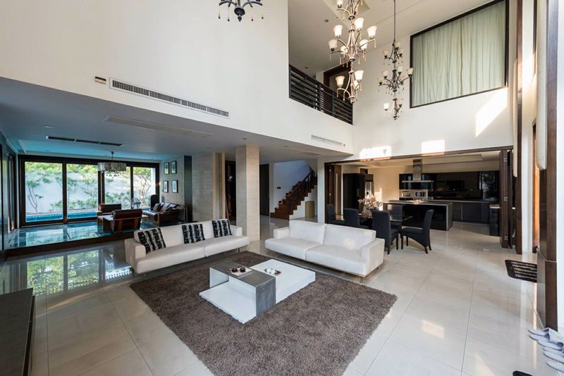 ขายบ้านสวย-ใจกลางอโศกมนตรี-ห่างจากรถไฟฟ้าใต้ดินสถานีเพชรบุรี-เพียง-300-เมตร-เท่านั้น