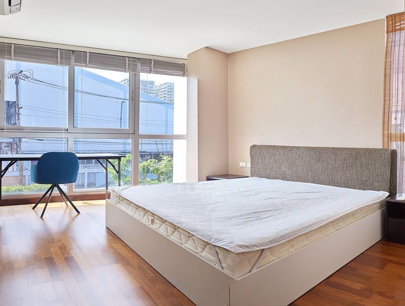 ขาย-คอนโดสวย-ใจกลาง-ทองหล่อ-2-ห้องนอน-8256-ตารางเมตร-เพียง-71-ล้านบาท