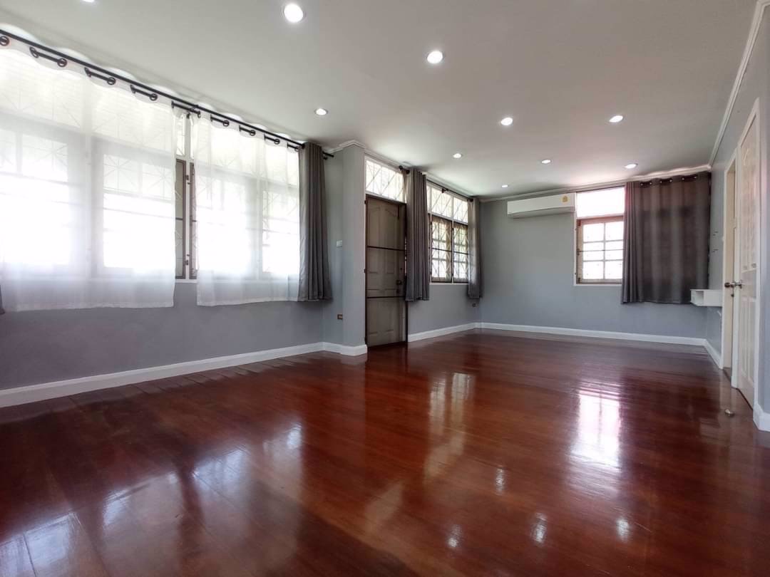 ให้เช่าบ้านเดี่ยว-3-นอน-พระรามเก้าใกล้เดอะไนน์