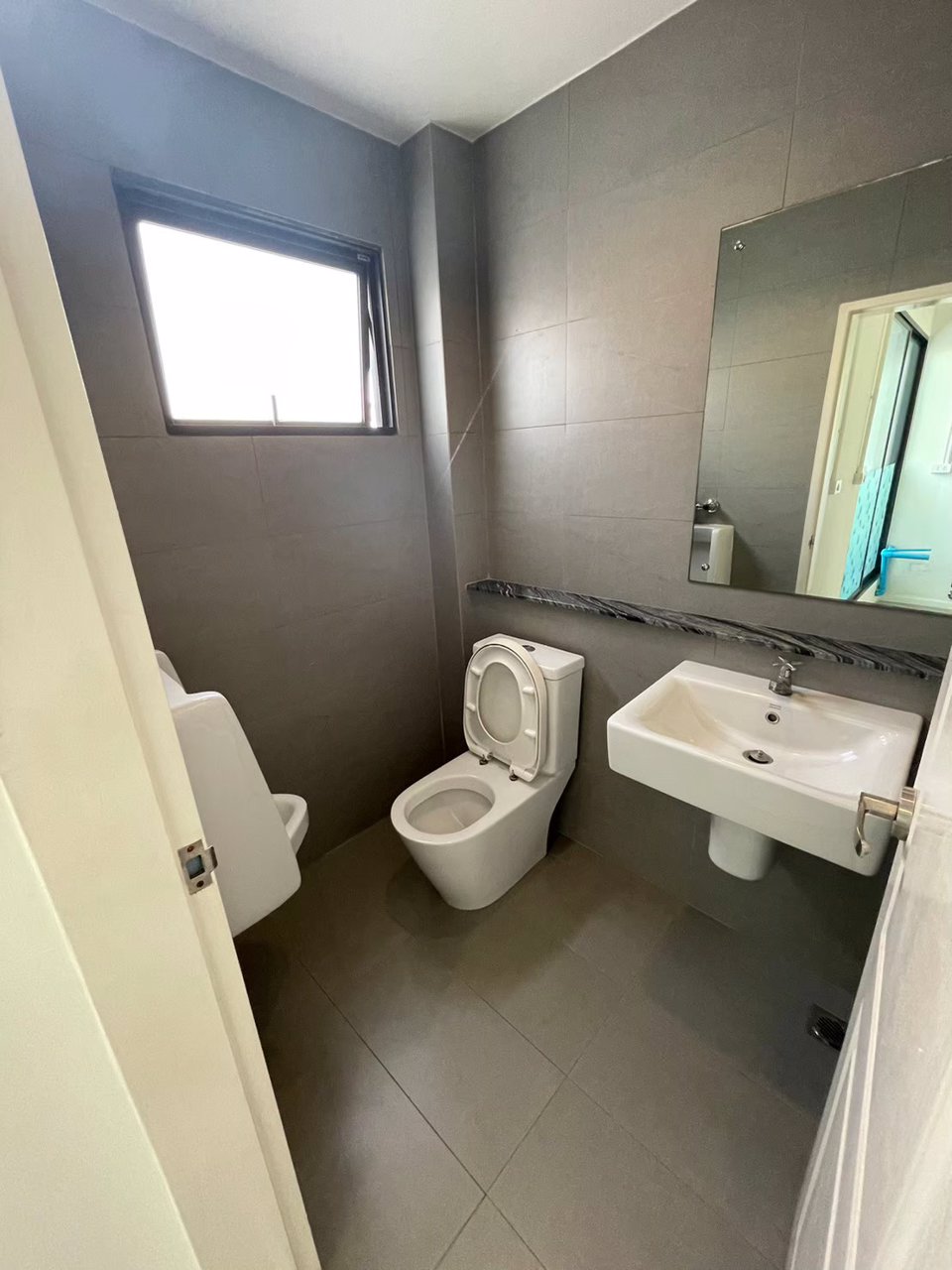 ให้เช่า-อาคารพาณิชย์-4-ชั้น-โครงการ-district-ในซอยลาดพร้าว-113