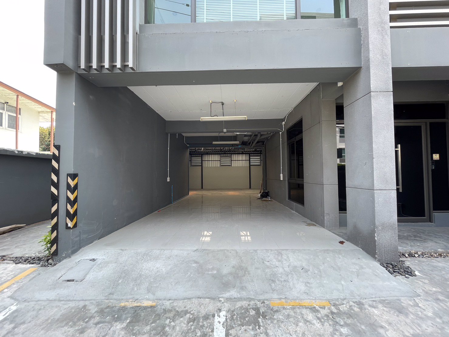 ให้เช่า-อาคารพาณิชย์-4-ชั้น-โครงการ-district-ในซอยลาดพร้าว-113