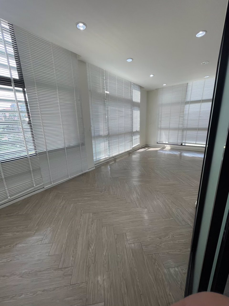 ให้เช่า-อาคารพาณิชย์-4-ชั้น-โครงการ-district-ในซอยลาดพร้าว-113