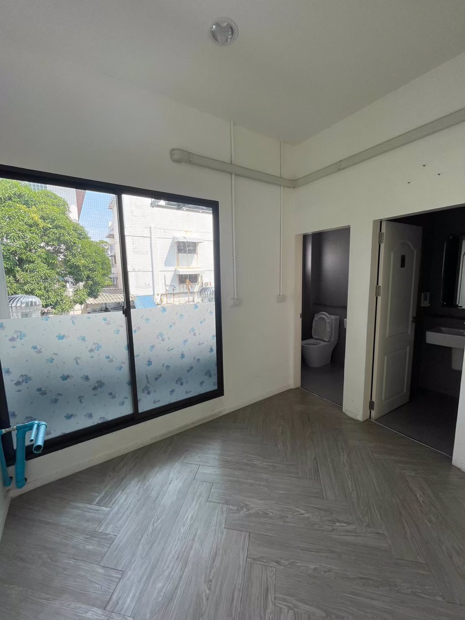 ให้เช่า-อาคารพาณิชย์-4-ชั้น-โครงการ-district-ในซอยลาดพร้าว-113