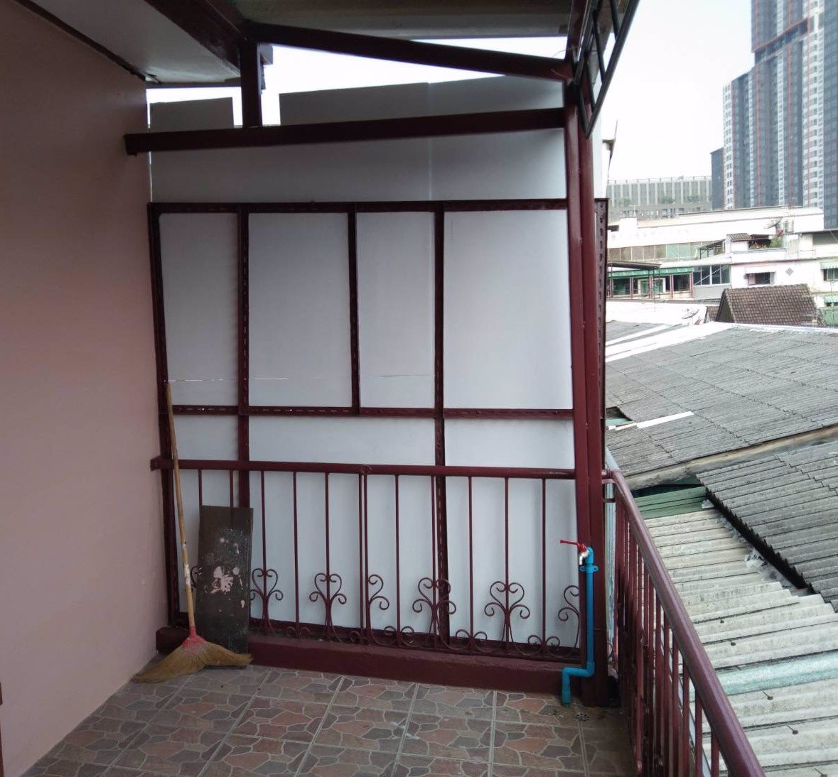 ให้เช่าอาคารพาณิชย์-ติดถนนประชาราษฎร์บำเพ็ญ-ใกล้ถนนรัชดาภิเษก-และ-mrt-ห้วยขวาง-400-เมตร-39000-บาท