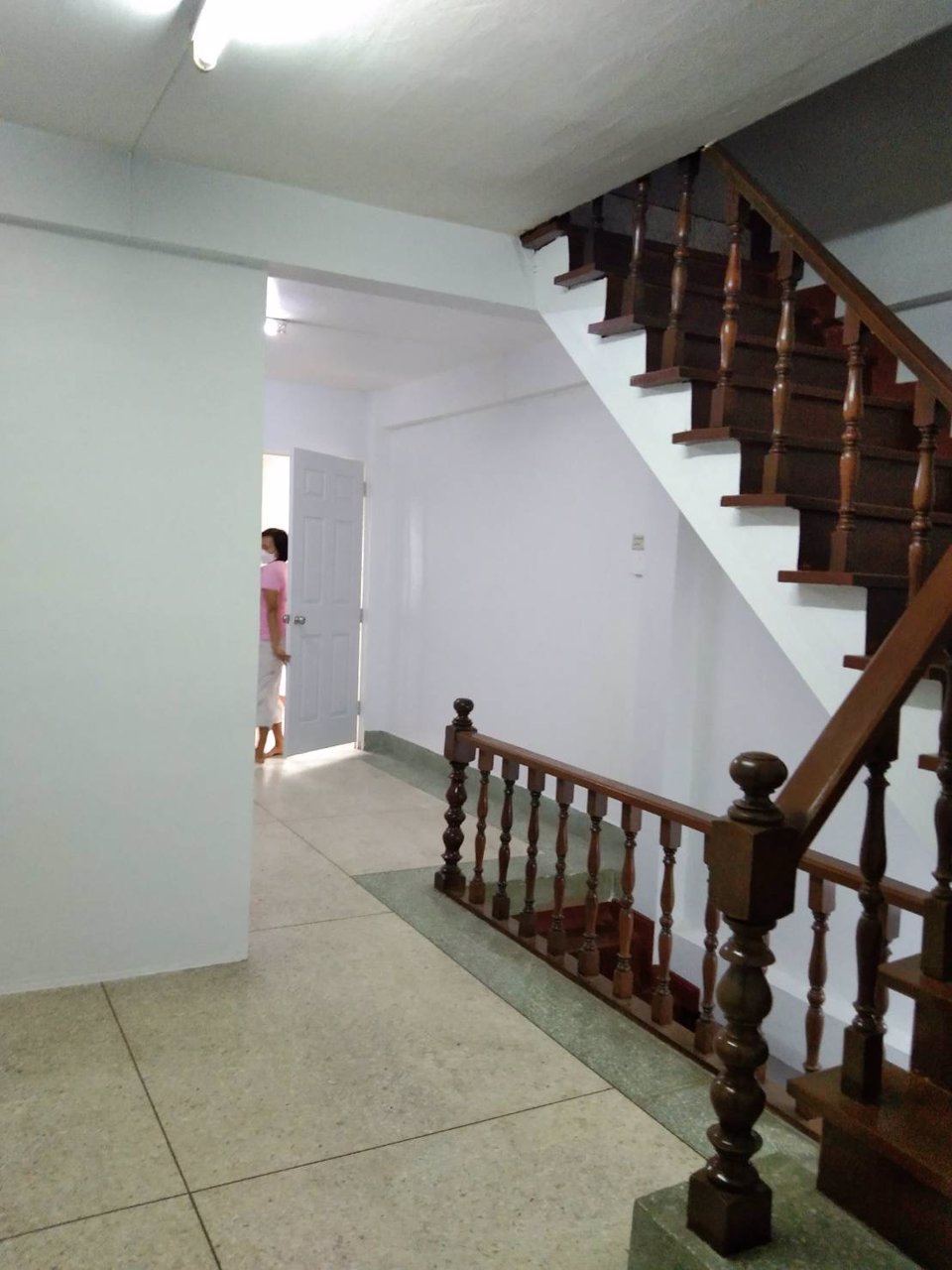 ให้เช่าอาคารพาณิชย์-ติดถนนประชาราษฎร์บำเพ็ญ-ใกล้ถนนรัชดาภิเษก-และ-mrt-ห้วยขวาง-400-เมตร-39000-บาท