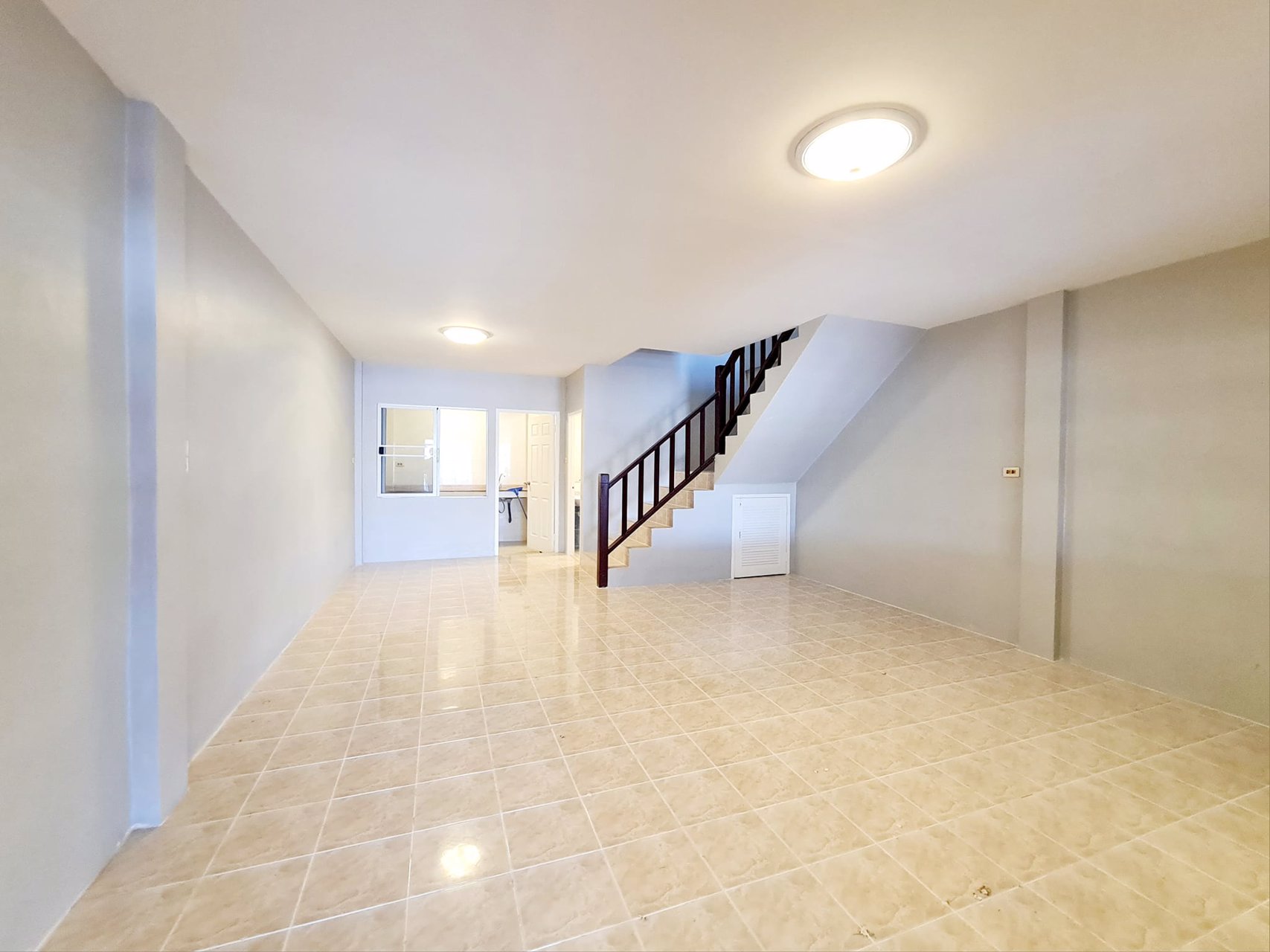 หมู่บ้าน-วิเศษสุข-เฟส4-พันท้ายนรสิงห์-3-ห้องนอน-2ห้องน้ำ-ผ่อนเริ่มต้นเพียง-6000-บาท