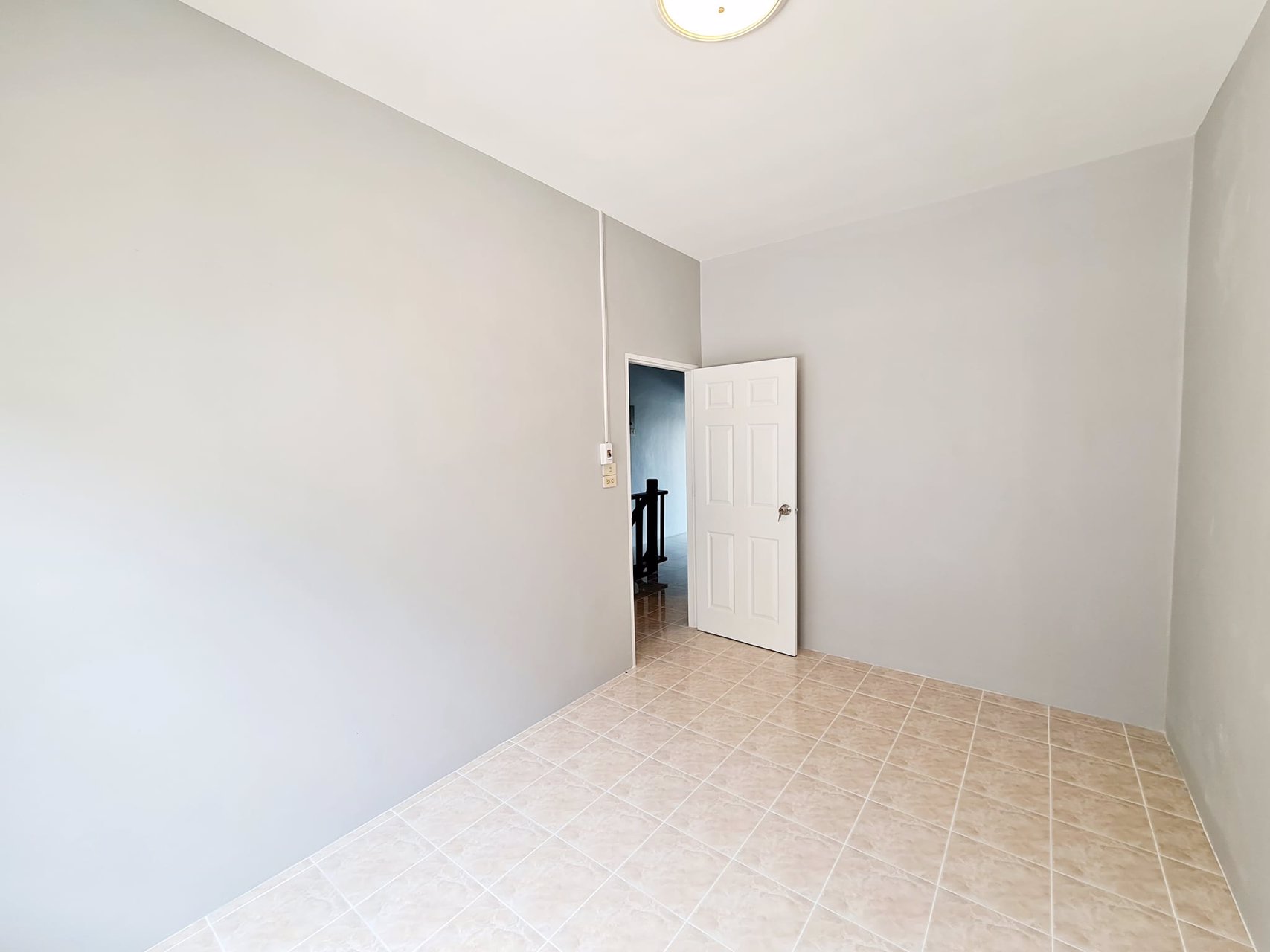 หมู่บ้าน-วิเศษสุข-เฟส4-พันท้ายนรสิงห์-3-ห้องนอน-2ห้องน้ำ-ผ่อนเริ่มต้นเพียง-6000-บาท