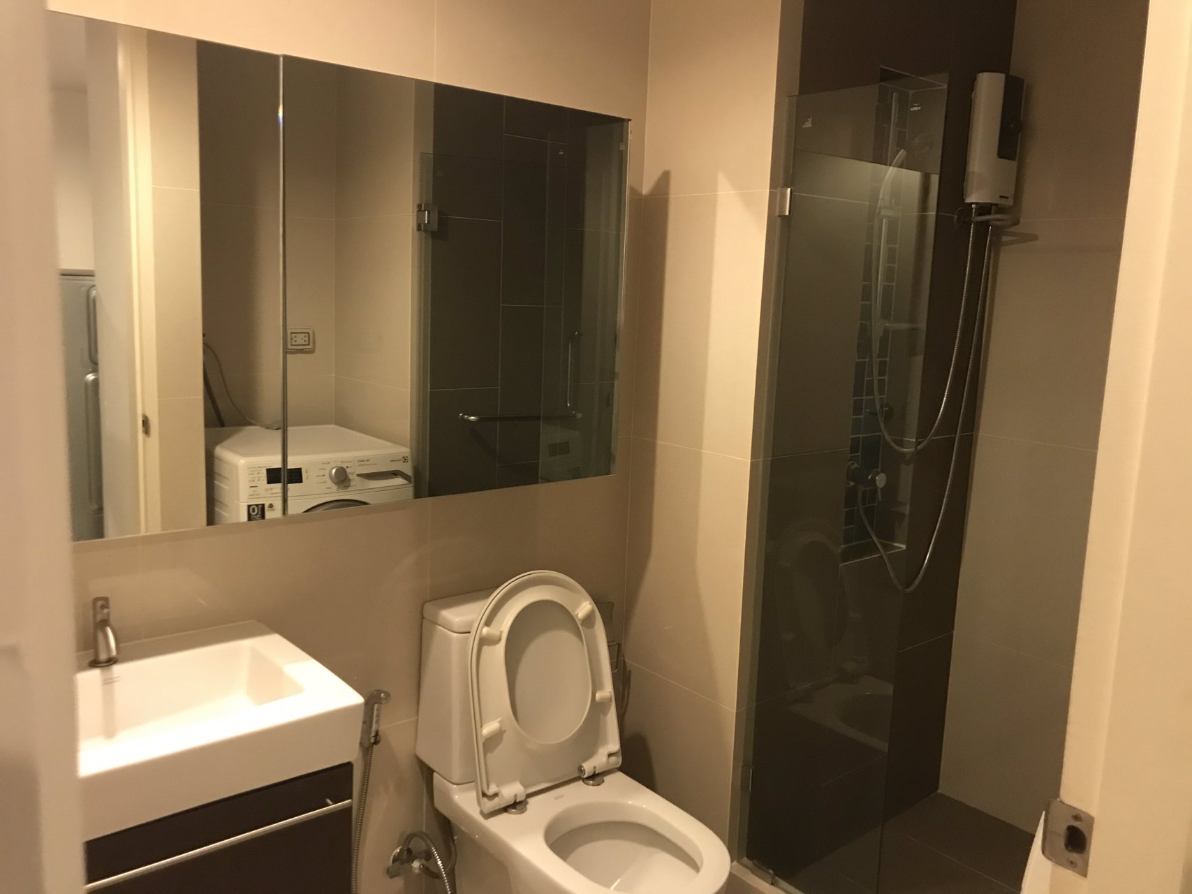 ปล่อยเช่า-silk-phaholyothin-9-1-ห้องนอน-1-ห้องน้ำ-ขนาด-48-ตรม-ราคา-15000-เดือน