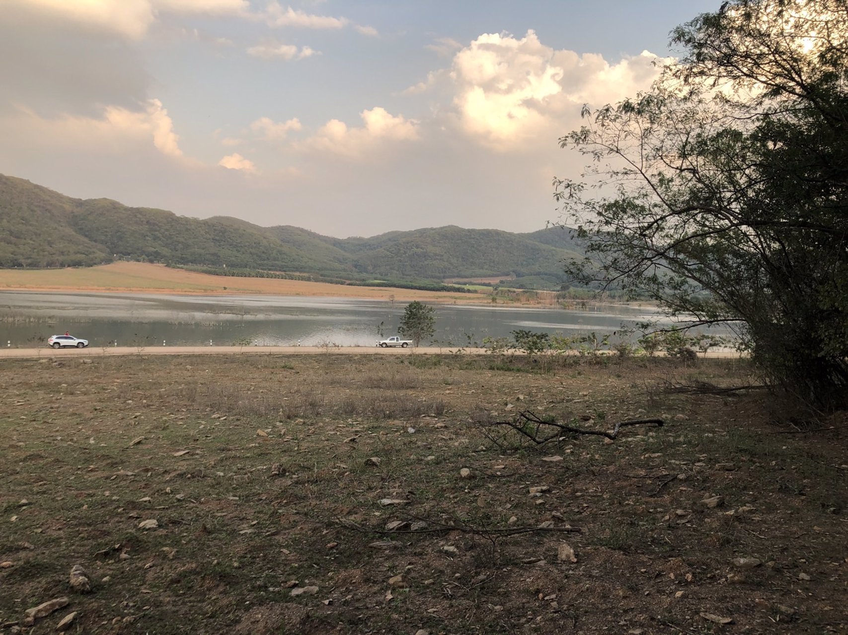 ขายที่ดินเขาใหญ่-ติดอ่างเก็บน้ำหมวกเหล็ก