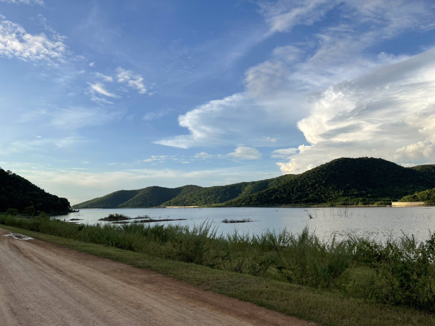 ขายที่ดินเขาใหญ่-ติดอ่างเก็บน้ำหมวกเหล็ก