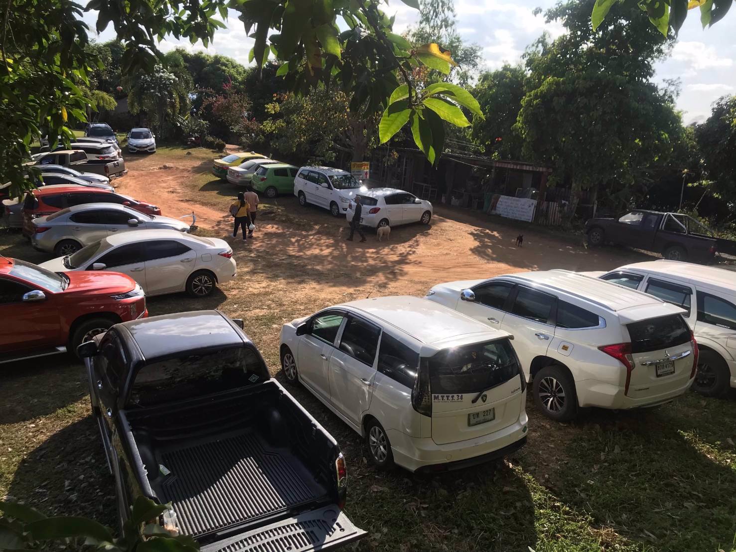 ขายด่วน-รีสอร์ท-บ้านระเบียงผา-ทำเลสวยมาก-วิวสวย-อากาศดี-เจ้าของขายเอง-เอกสารครบพร้อมจบ-พร้อมทำต่อได้