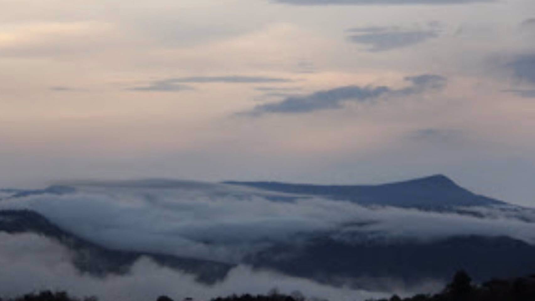 ขายด่วน-รีสอร์ท-บ้านระเบียงผา-ทำเลสวยมาก-วิวสวย-อากาศดี-เจ้าของขายเอง-เอกสารครบพร้อมจบ-พร้อมทำต่อได้