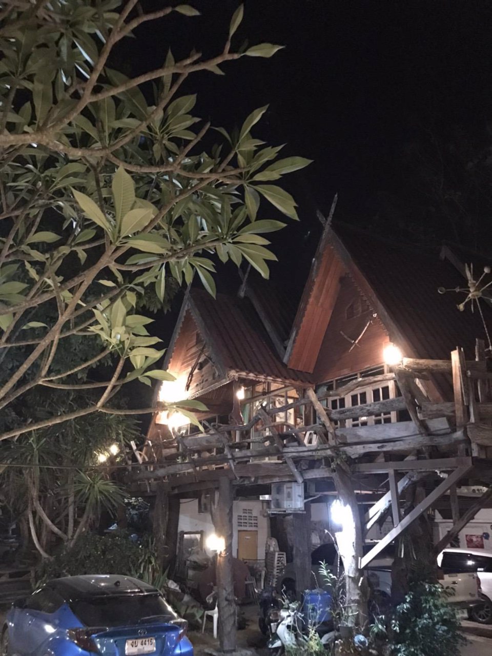 ขายด่วน-รีสอร์ท-บ้านระเบียงผา-ทำเลสวยมาก-วิวสวย-อากาศดี-เจ้าของขายเอง-เอกสารครบพร้อมจบ-พร้อมทำต่อได้