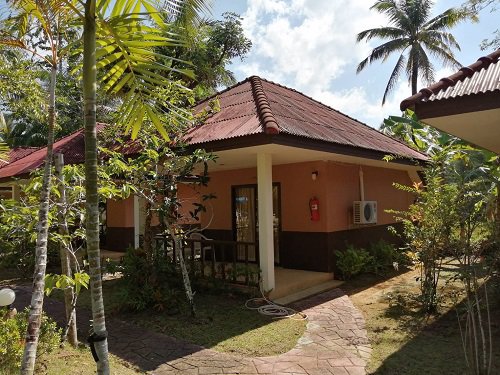 ขาย-โรงแรมเขาหลัก-พังงา-ราคาต่ำ-โรงแรม-ขนาด-20-ห้องพัก-ใกล้หาดแหลมปะการัง