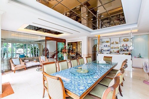 ขาย-บ้านหรู-หมู่บ้านบูลลากูน-1-แถมเฟอร์นิเจอร์ทั้งหลัง-ทำเลดี-ติดทางด่วน-มีสระว่ายน้ำ-เขตประเวศ