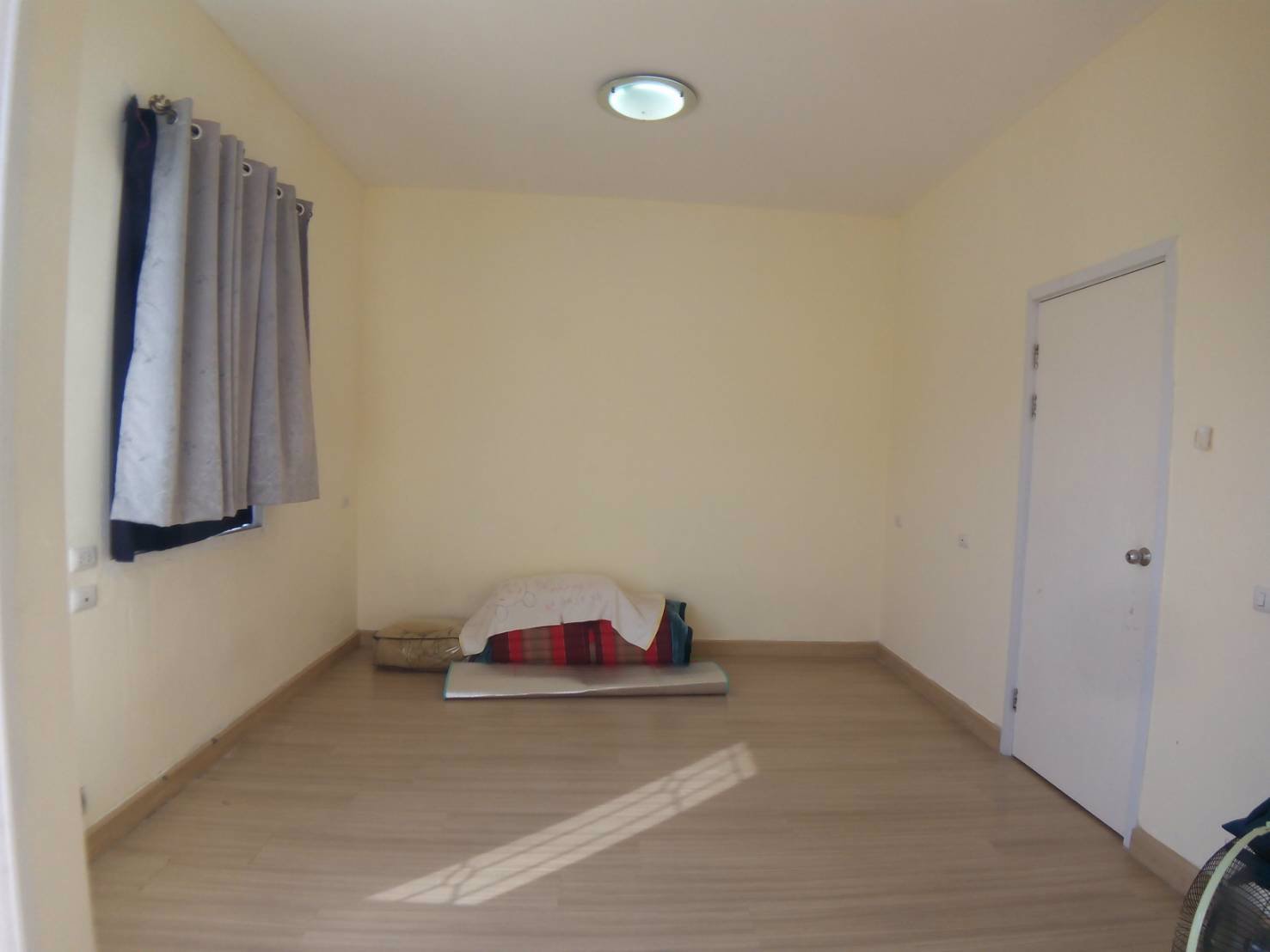 ขาย-ทาวน์โฮม-2-ชั้น-หมู่บ้านกัสโต้สาทร-ตากสิน-ถนนเทอดไท-ใกล้-bts-บางแค-บางหว้า-วุฒากาศ-ห้องริมใน