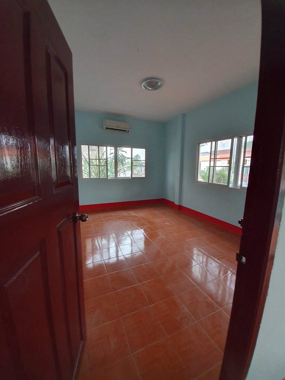 ขาย-บ้านเดี่ยว-ชั้นเดียว-ราคาถูก-ติดสนามบินอุดรธานี-อยู่ตรงข้ามบิ๊กซีนาดี-จังหวัดอุดรธานี