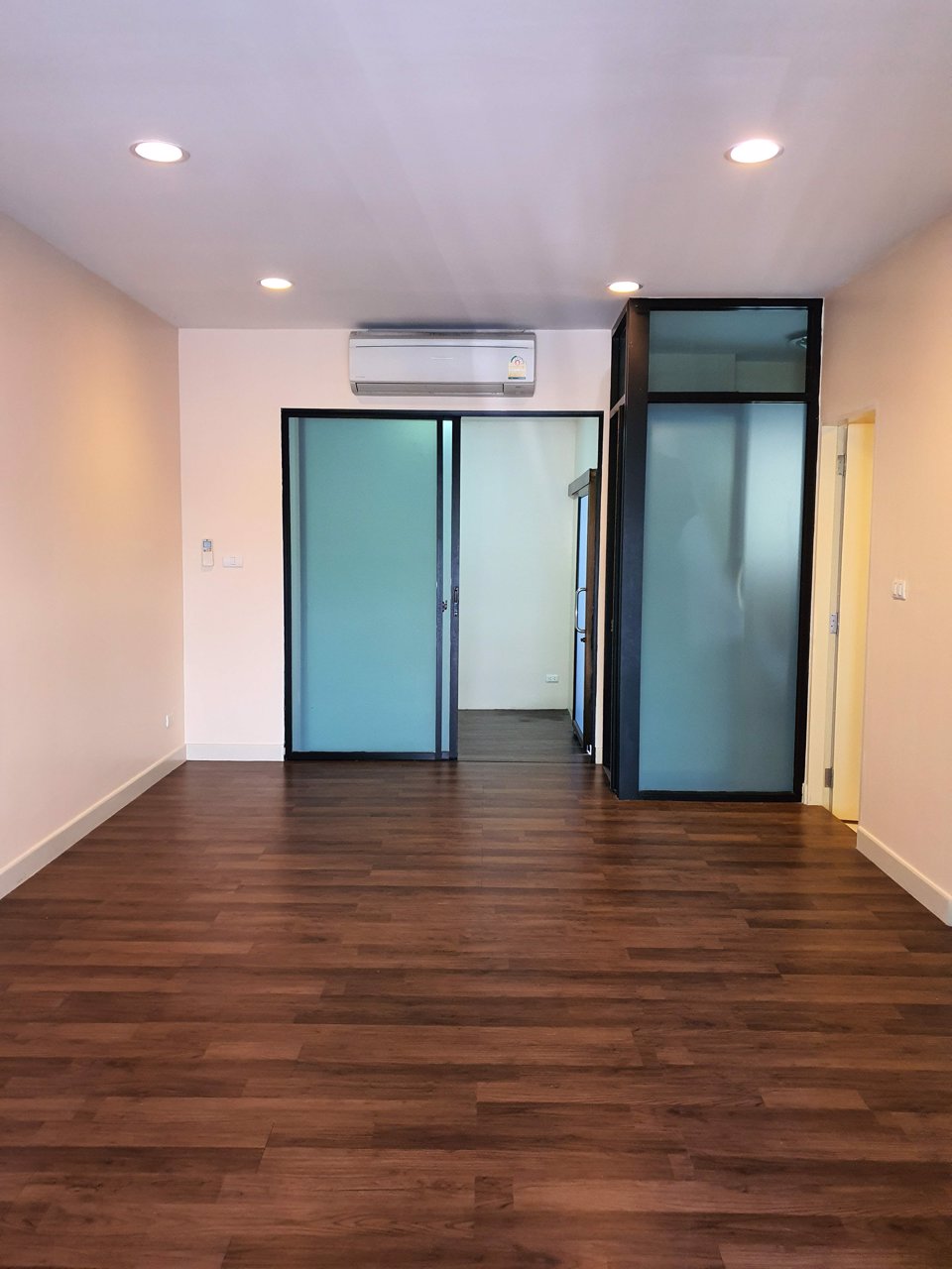 ให้เช่า-ทาวน์เฮ้าส์-โฮมออฟฟิศ-home-office-for-rent-โครงการบ้านกลางเมืองพระราม-9-รามคำแหงซอย39