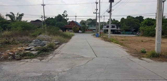 ขาย-ที่ดินเปล่าถมแล้ว-ขนาด-204-ตารางวา-หน้าโครงการหมู่บ้าน-ติดถนนใหญ่-อำเภอแก่งคอย-สระบุรี
