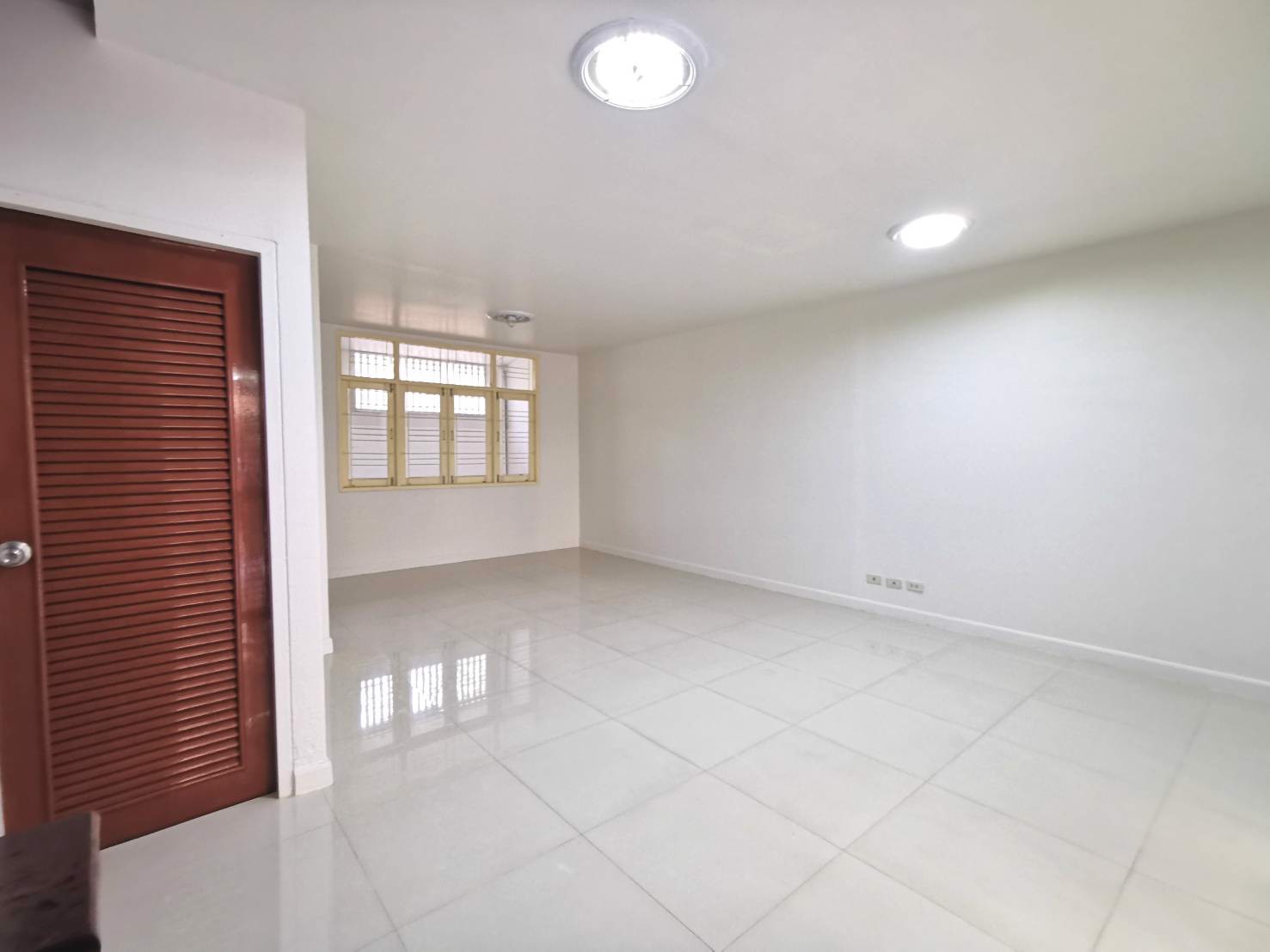 ขาย-ทาวน์เฮ้าส์-หมู่บ้านพฤกษาวิลล์-2-หลักหก-ปทุมธานี-ใกล้มรังสิต-อำเภอเมืองปทุมธานี-จังหวัดปทุมธา