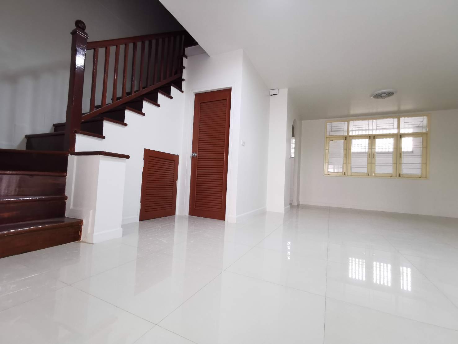 ขาย-ทาวน์เฮ้าส์-หมู่บ้านพฤกษาวิลล์-2-หลักหก-ปทุมธานี-ใกล้มรังสิต-อำเภอเมืองปทุมธานี-จังหวัดปทุมธา