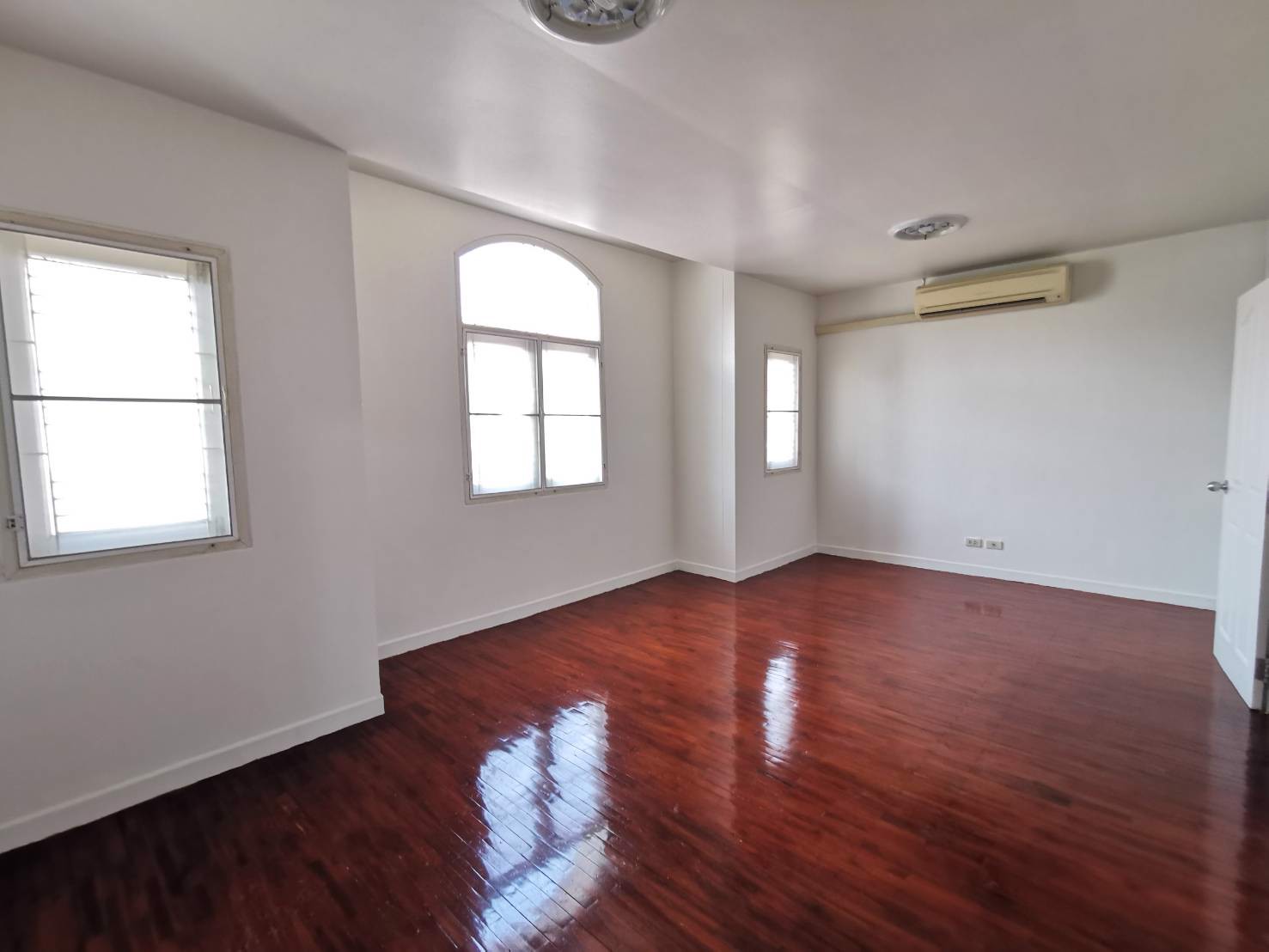 ขาย-ทาวน์เฮ้าส์-หมู่บ้านพฤกษาวิลล์-2-หลักหก-ปทุมธานี-ใกล้มรังสิต-อำเภอเมืองปทุมธานี-จังหวัดปทุมธา