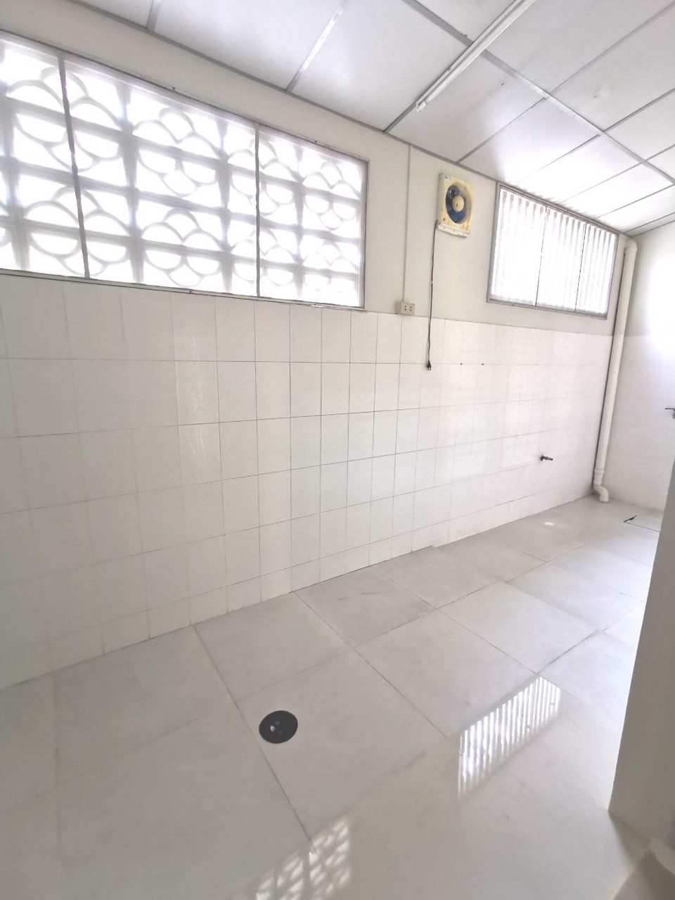 ขาย-ทาวน์เฮ้าส์-หมู่บ้านพฤกษาวิลล์-2-หลักหก-ปทุมธานี-ใกล้มรังสิต-อำเภอเมืองปทุมธานี-จังหวัดปทุมธา