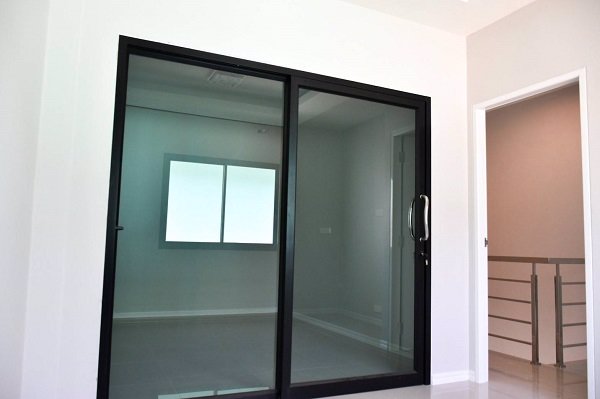 ขาย-ทาวน์โฮม-2-ชั้น-ทำเลทองโคราช-มีเพียง-3-คูหาเท่านั้น