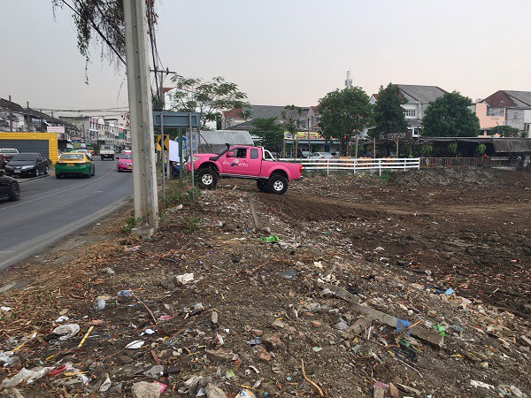 ขาย-ที่ดิน-ทำเลดี-ติดถนน-การคมนาคมสะดวก-อำเภอบางกรวย-จังหวัดนนทบุรี