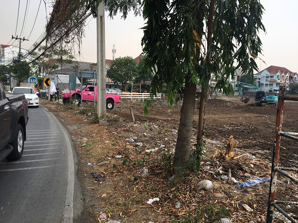 ขาย-ที่ดิน-ทำเลดี-ติดถนน-การคมนาคมสะดวก-อำเภอบางกรวย-จังหวัดนนทบุรี