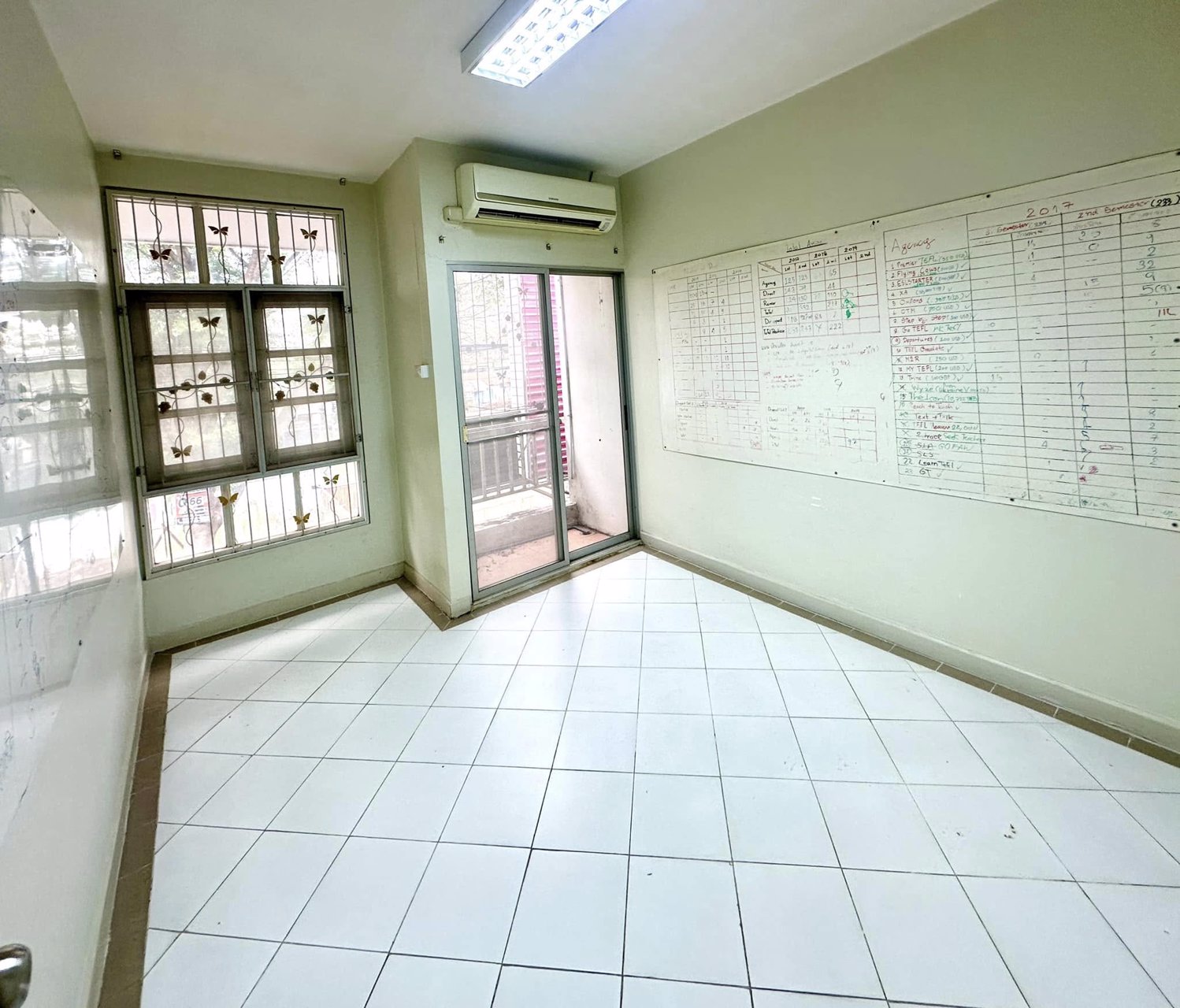 ขายถูก-อาคารพาณิชย์-2-ชั้น-หน้าหมู่บ้าน-พฤกษาb