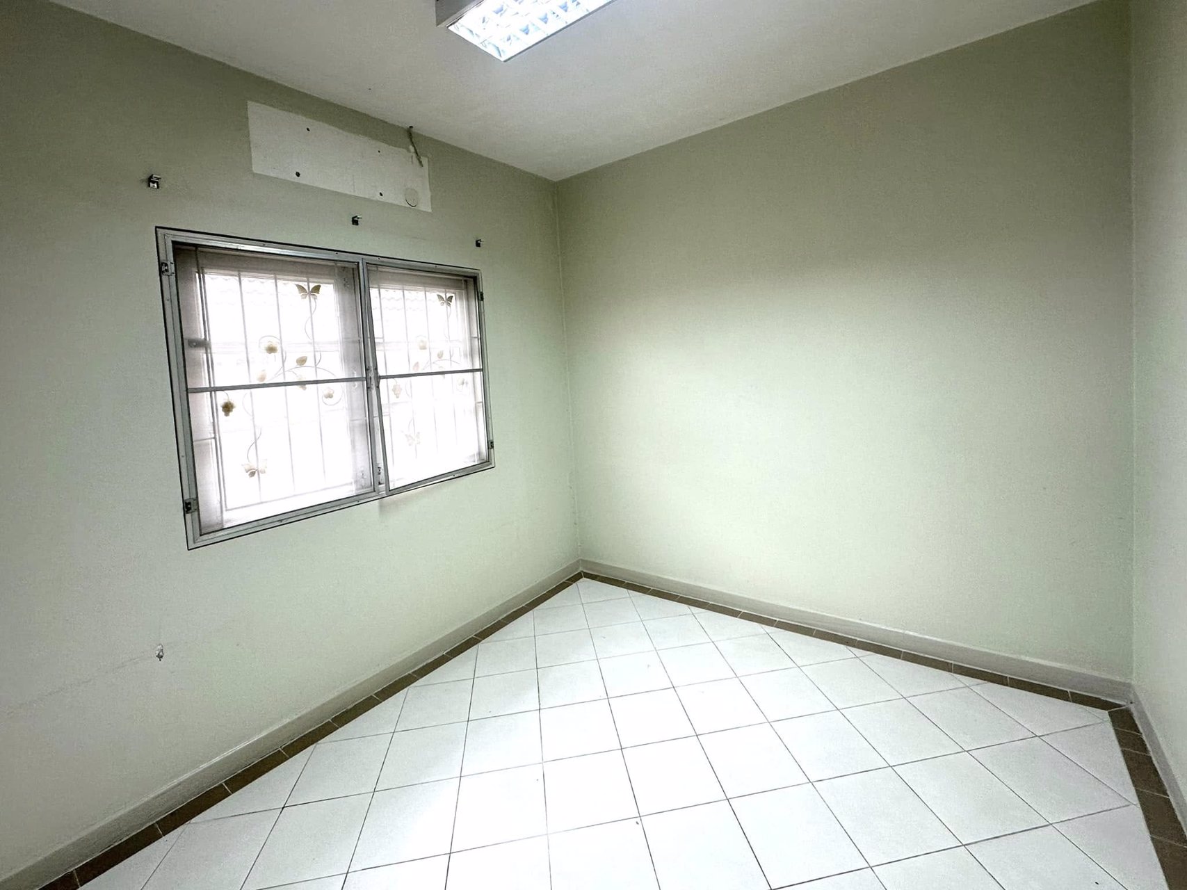 ขายถูก-อาคารพาณิชย์-2-ชั้น-หน้าหมู่บ้าน-พฤกษาb