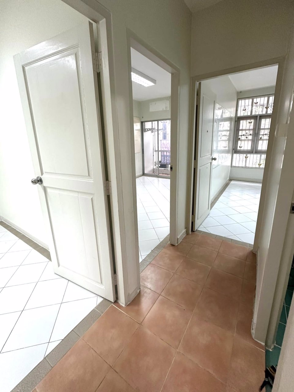 ขายถูก-อาคารพาณิชย์-2-ชั้น-หน้าหมู่บ้าน-พฤกษาb