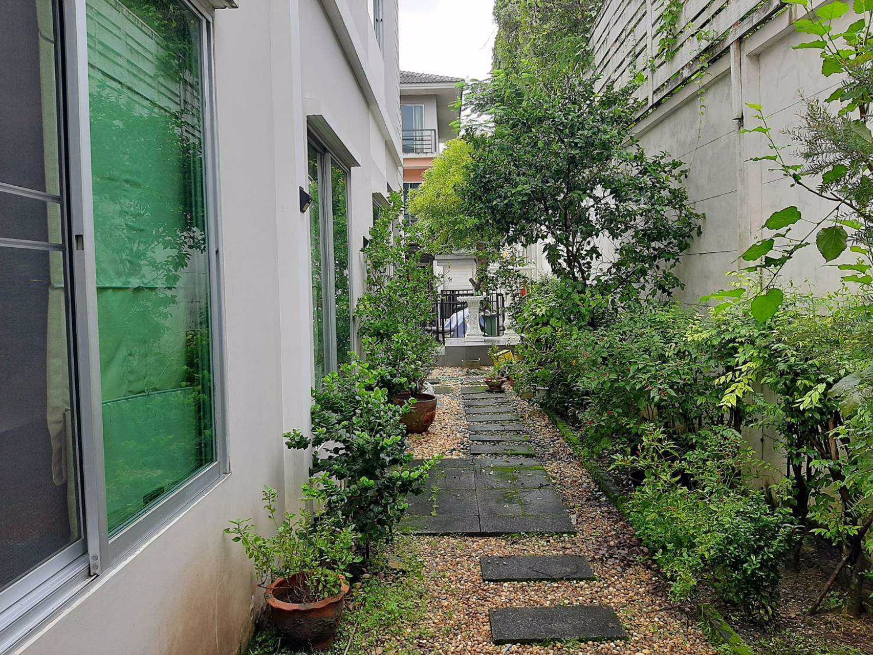 ขายทาวน์โฮม-3ชั้น-หลังเซ็ลทรัลพระราม2