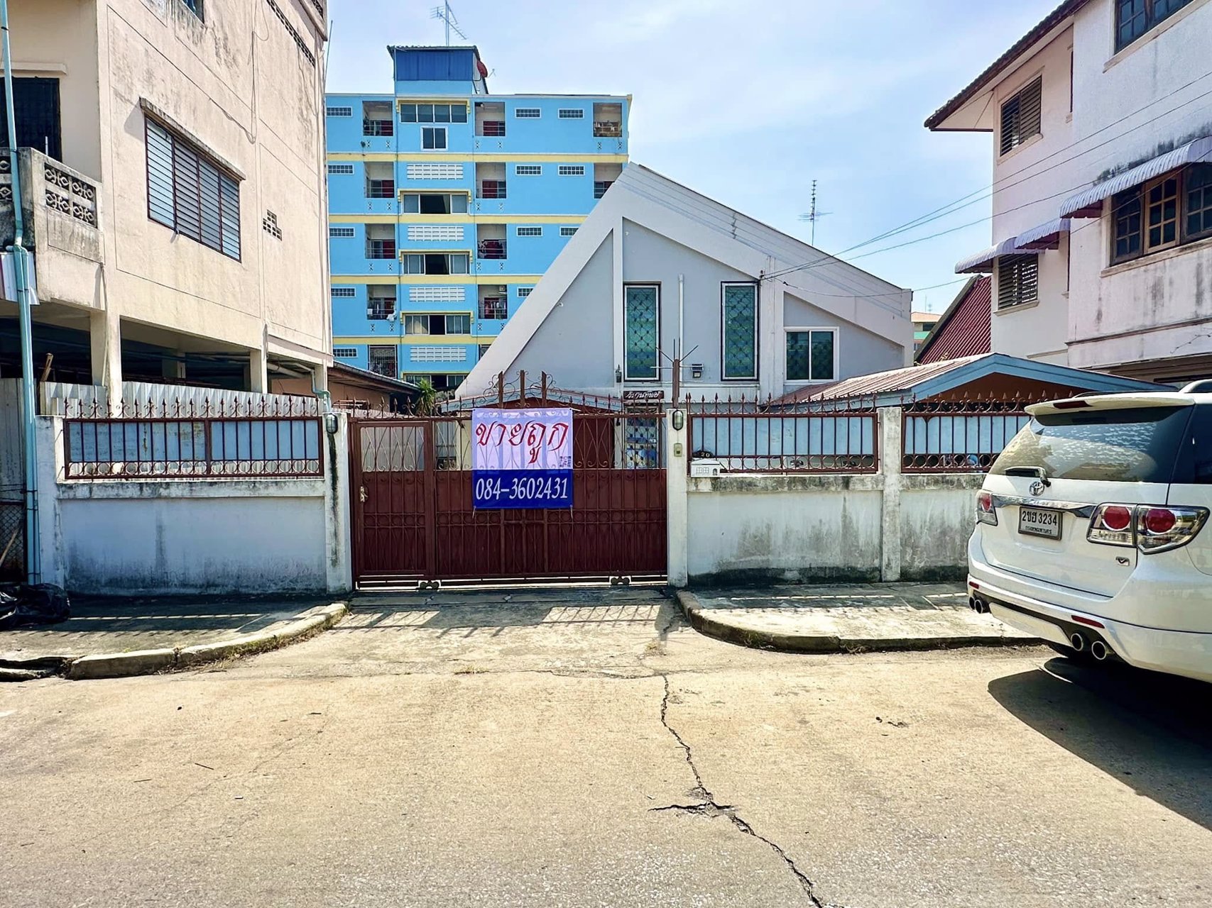 ขายด่วน-บ้านเดี่ยว-2-ชั้น-หมู่บ้านนวนคร-64-ตรว