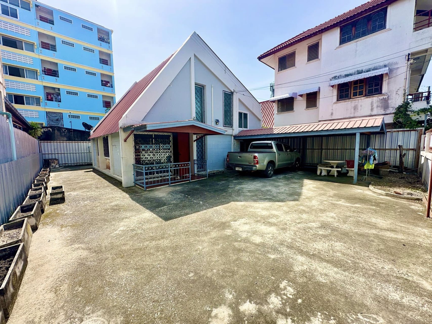 ขายด่วน-บ้านเดี่ยว-2-ชั้น-หมู่บ้านนวนคร-64-ตรว