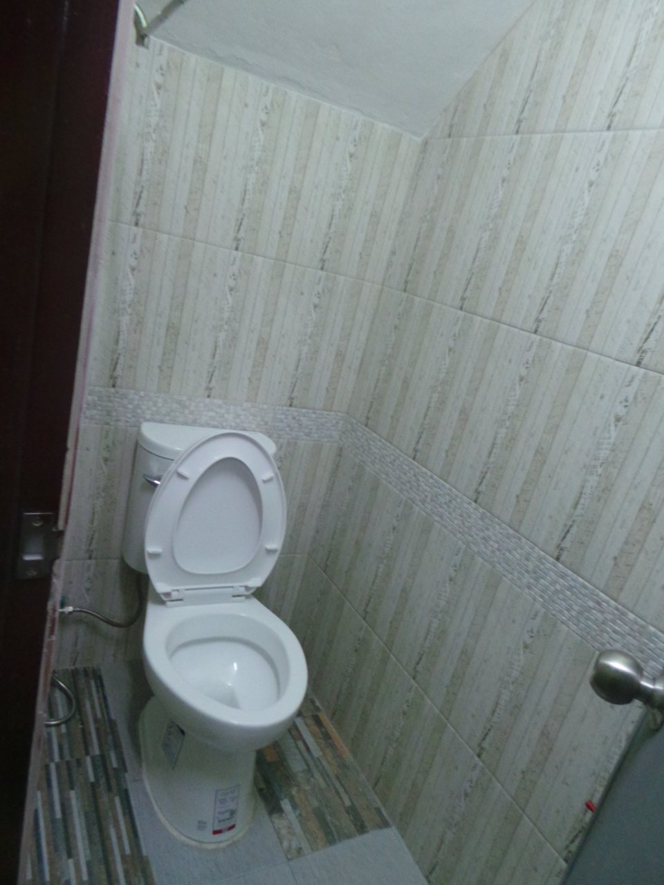 อาคารพาณิชย์ชั้นล่างให้เช่าพื้นที่ทำ-สำนักงานอ๊อฟฟิตหรือ-ร้านค้าร้านอาหารและเครื่องดื่มคาเฟ่