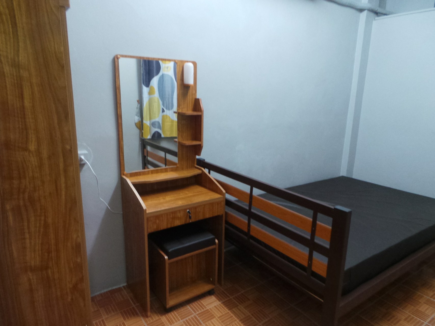 มี-หอพัก-ห้องพัก-ให้เช่า-แบบรายวันและรายเดือน