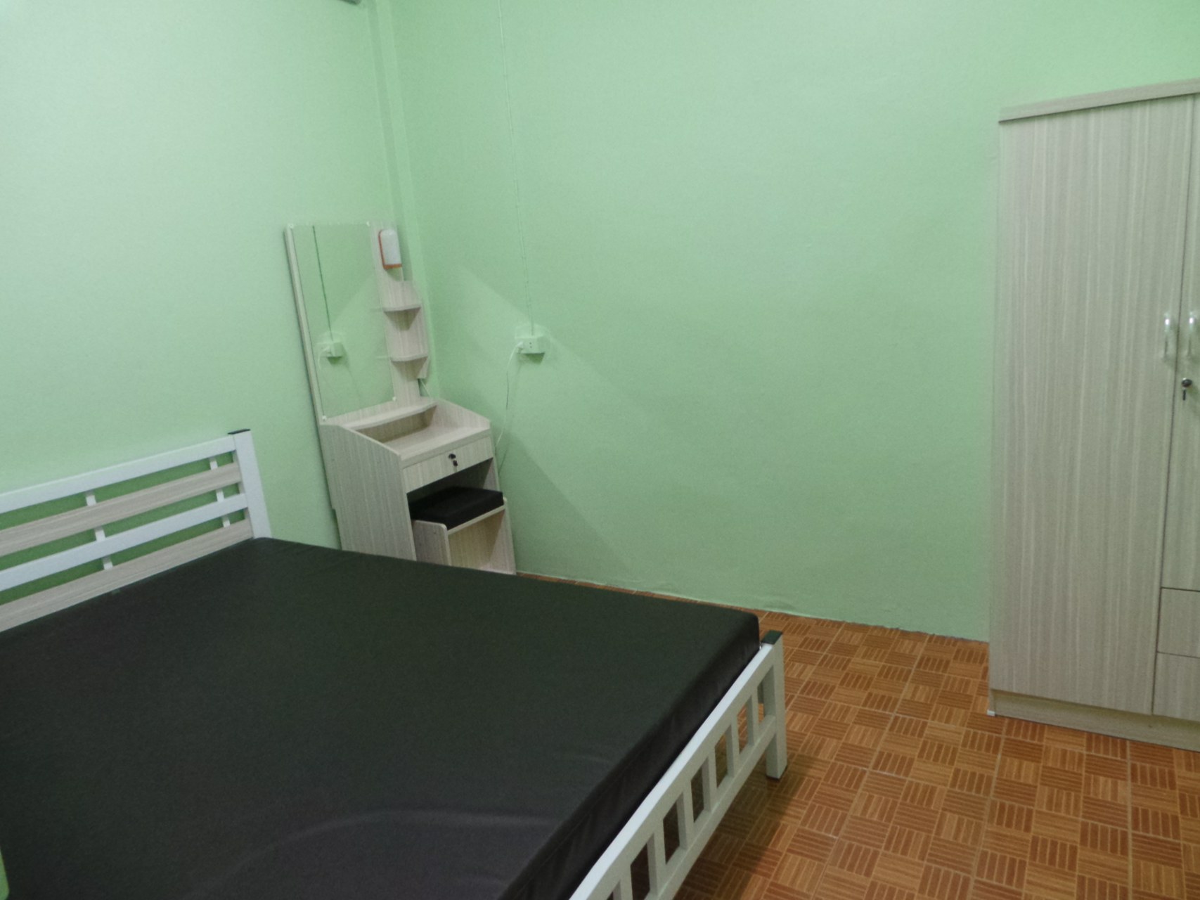 มี-หอพัก-ห้องพัก-ให้เช่า-แบบรายวันและรายเดือน