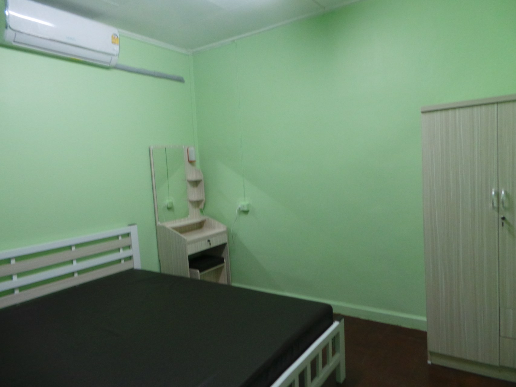 มี-หอพัก-ห้องพัก-ให้เช่า-แบบรายวันและรายเดือน