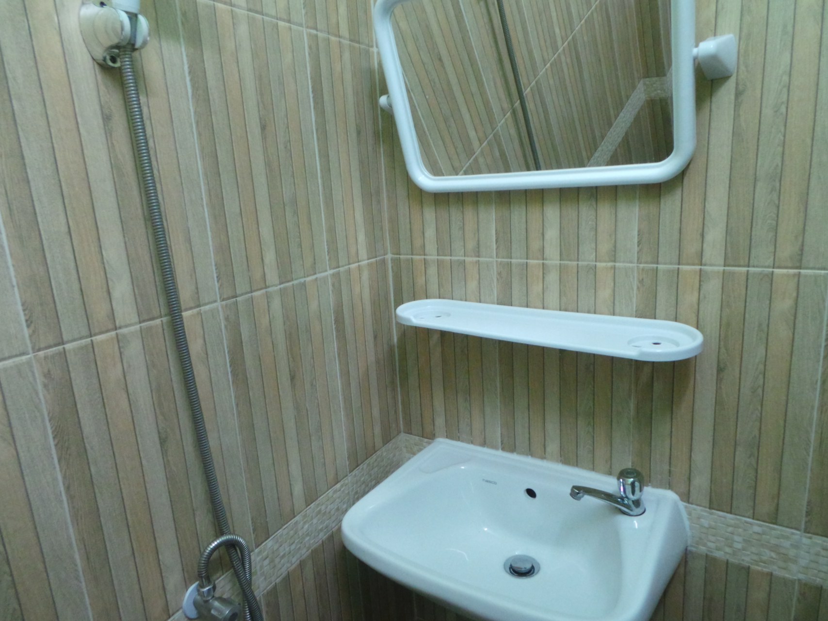 มี-หอพัก-ห้องพัก-ให้เช่า-แบบรายวันและรายเดือน