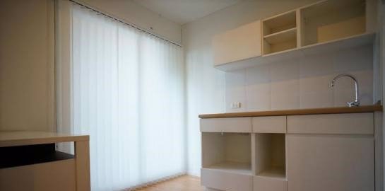 ให้เช่าคอนโด-ลุมพินี-เพลส-ศรีนครินทร์-ติดแอร์พอร์ตลิงค์-หัวหมาก-8500-บาท-เดือน-เครื่องใช้ไฟฟ้าครบ